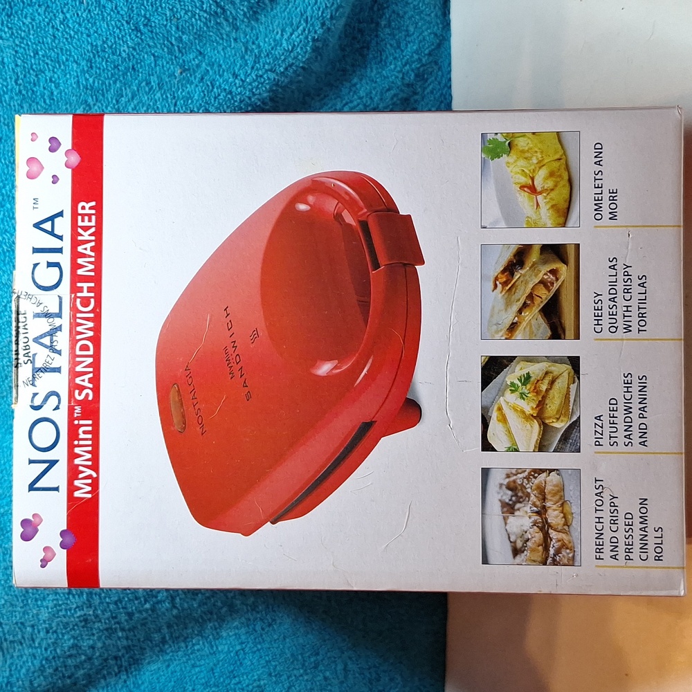 Mini Sandwich Maker Omelette, French Toast & Quesadilla Maker NEW‎ - Picture 2 of 5